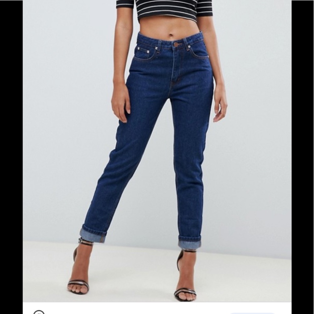 LAST CHANCE- NWT Boohoo High Waisted Jeans